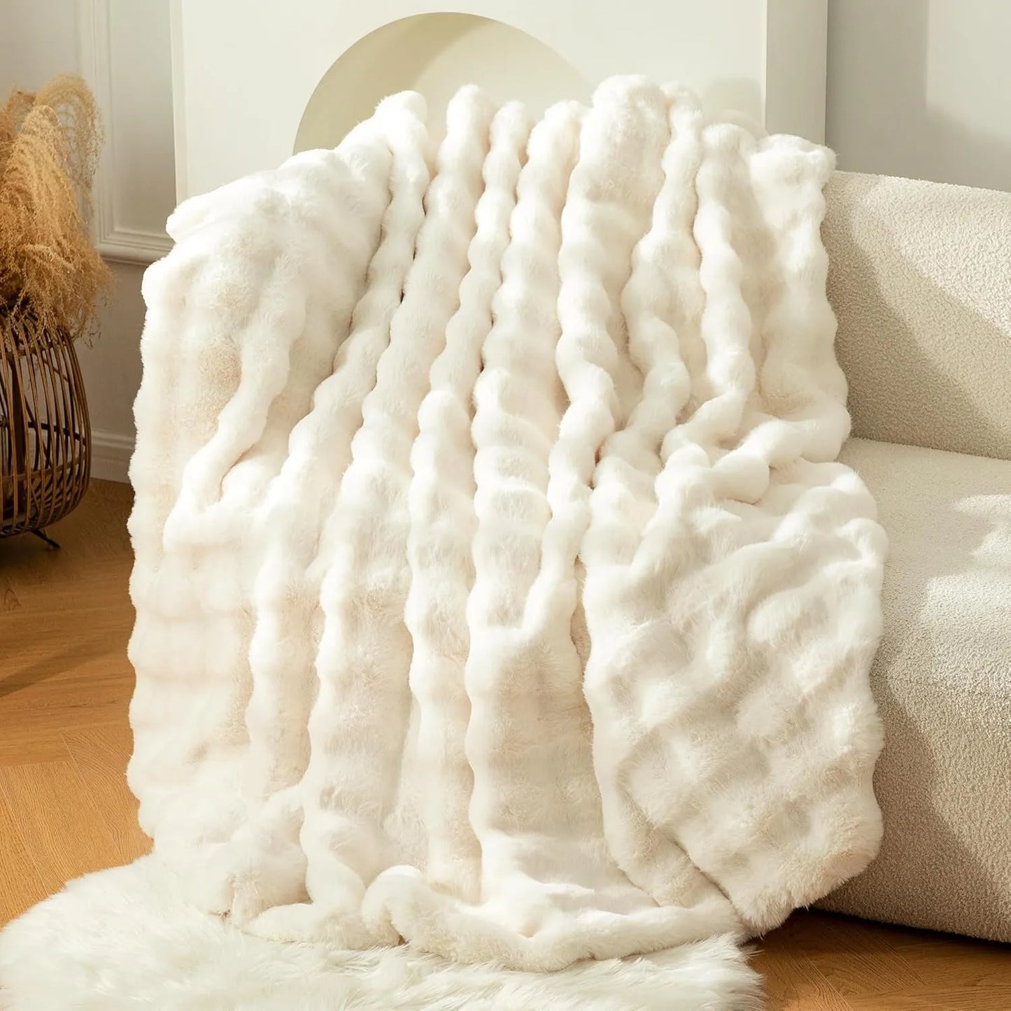 Toscana Rabbit Fur Blanket with Double-Sided Fleece