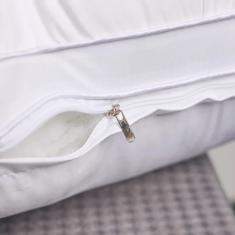 5-Star Hotel Quality Pillow – 990g, 20x30"