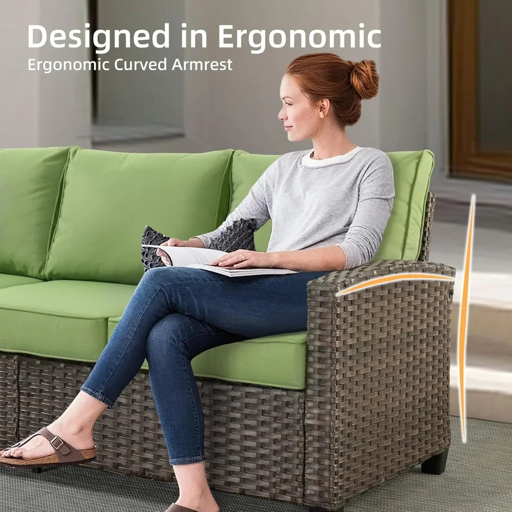 5-Piece Outdoor Wicker Patio Furniture Set